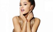 Ariana Grande #44960 picture (Landscape Small)