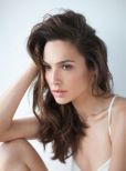 Gal Gadot #553 picture (Portrait Small)