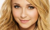Hayden Panettiere #25879 picture (Landscape Small)