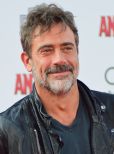 Jeffrey Dean Morgan #212 picture (Portrait Small)