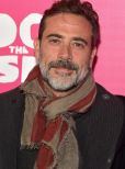 Jeffrey Dean Morgan #233 picture (Portrait Small)