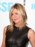 Jennifer Aniston #13156 picture (Portrait Small)