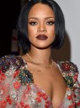 Rihanna #159794 picture (Portrait Small)
