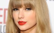 Taylor Swift #97894 picture (Landscape Small)